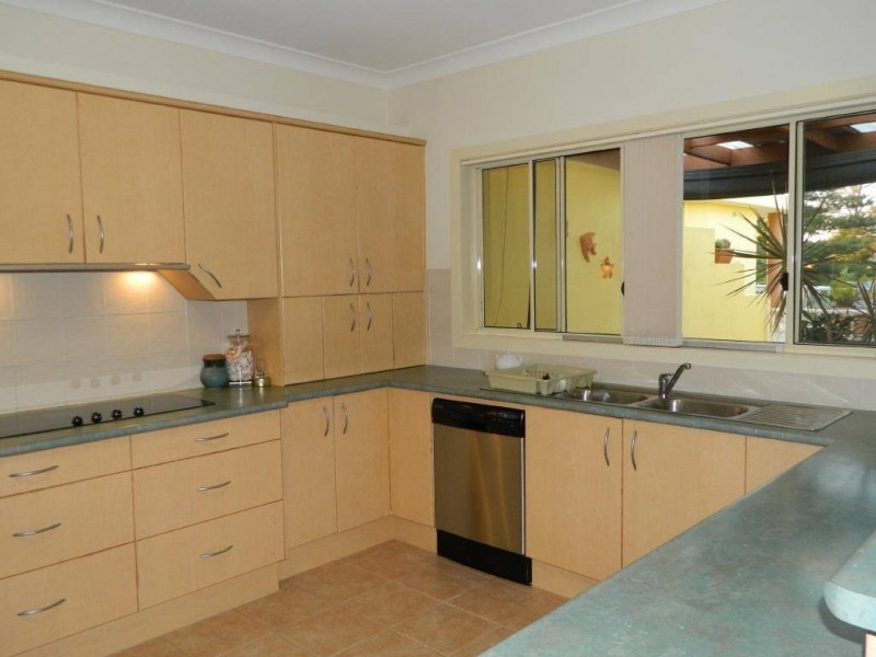 2/14 Taree Street, Tuncurry NSW 2428