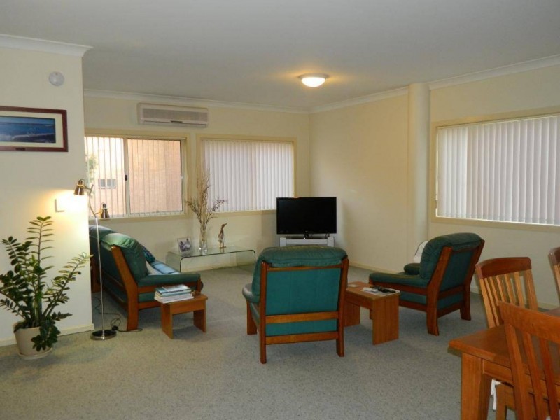 2/14 Taree Street, Tuncurry NSW 2428