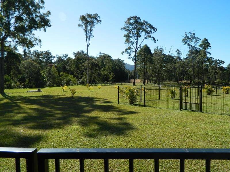 51 Warrina Circuit, Minimbah NSW 2312