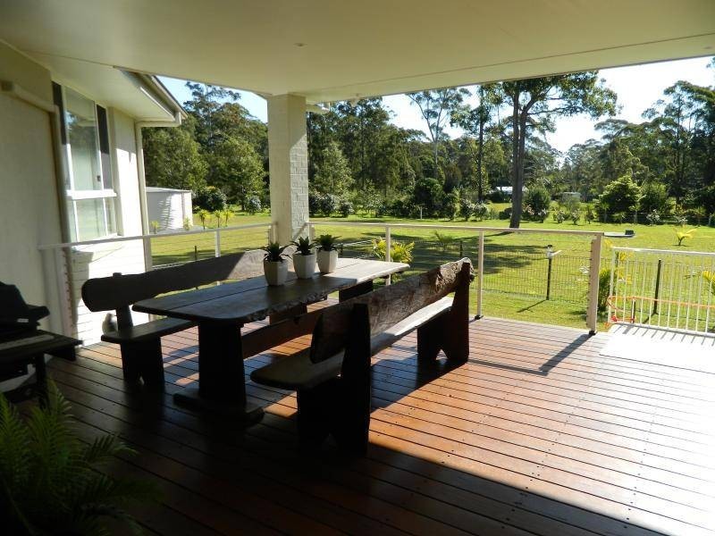 51 Warrina Circuit, Minimbah NSW 2312