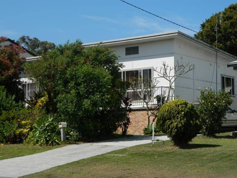 60 Strand Street, Forster NSW 2428