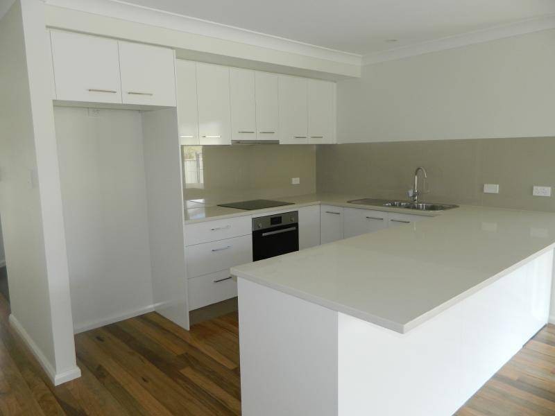 2/32 Amanda Crescent, Forster NSW 2428