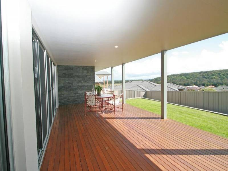 17 Isabella Parade, Forster NSW 2428