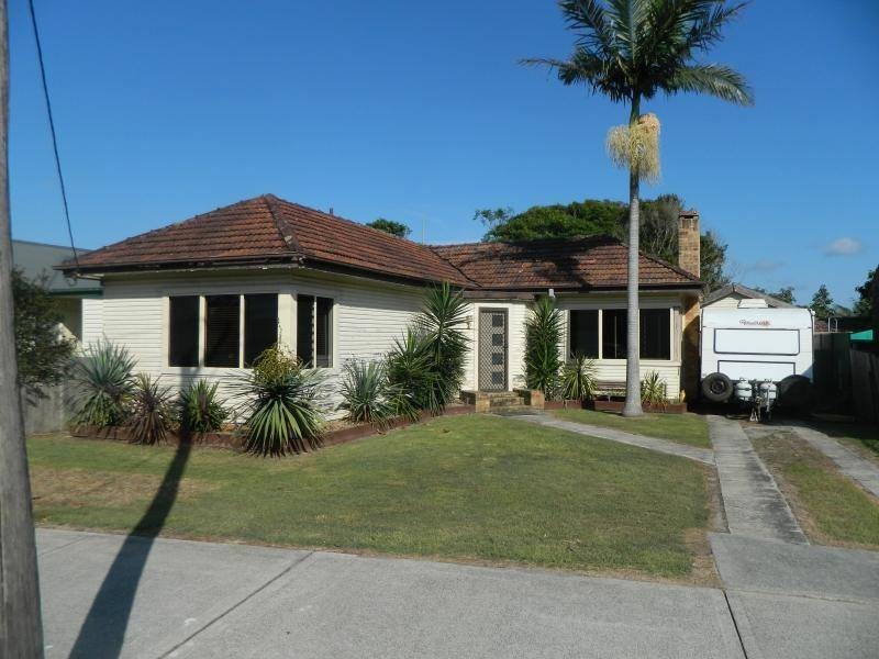 9 Breckenridge Street, Forster NSW 2428