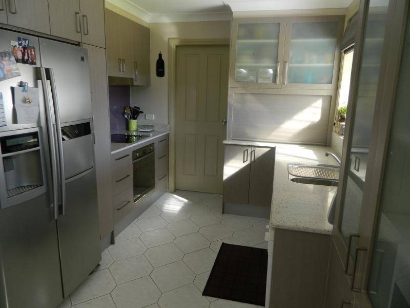 8 Tandara Place, Forster NSW 2428