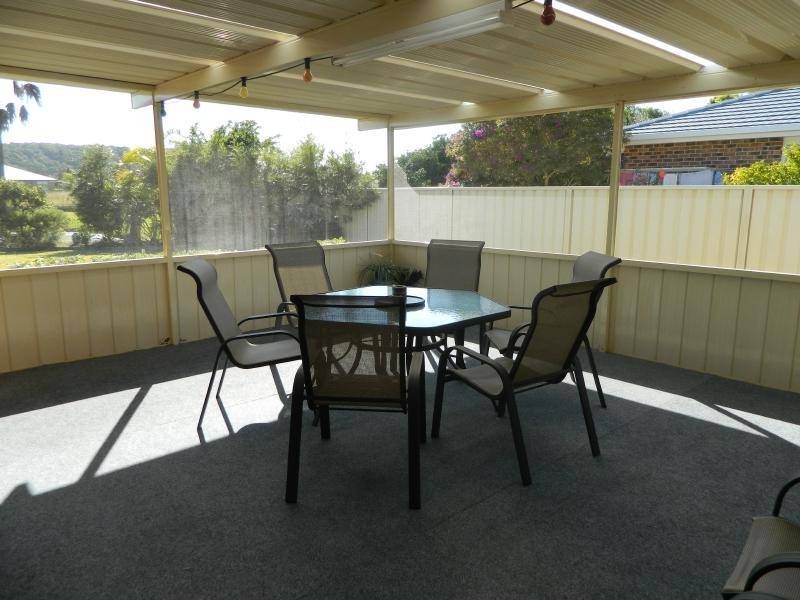 8 Tandara Place, Forster NSW 2428