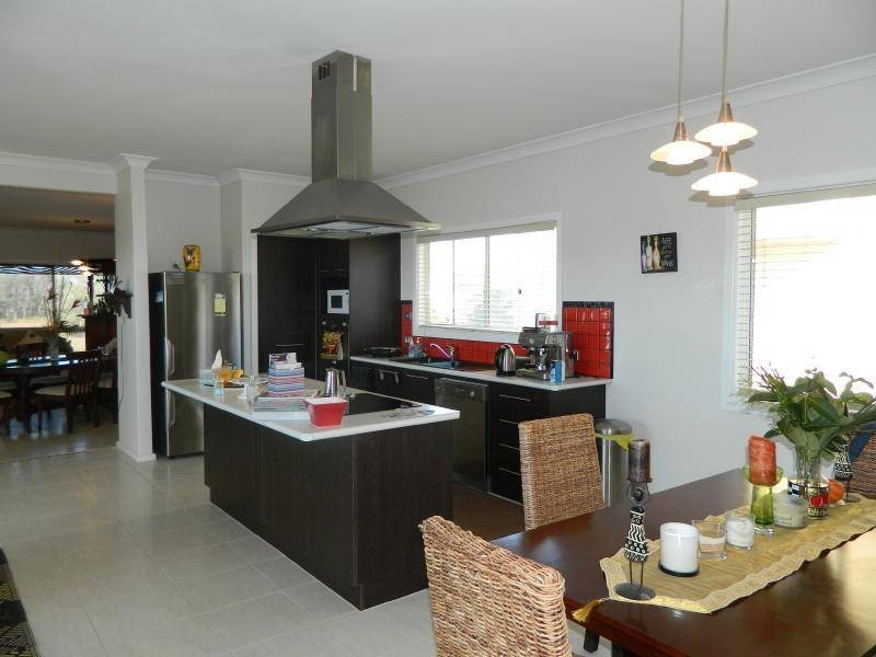 32 Emerald Drive, Diamond Beach NSW 2430