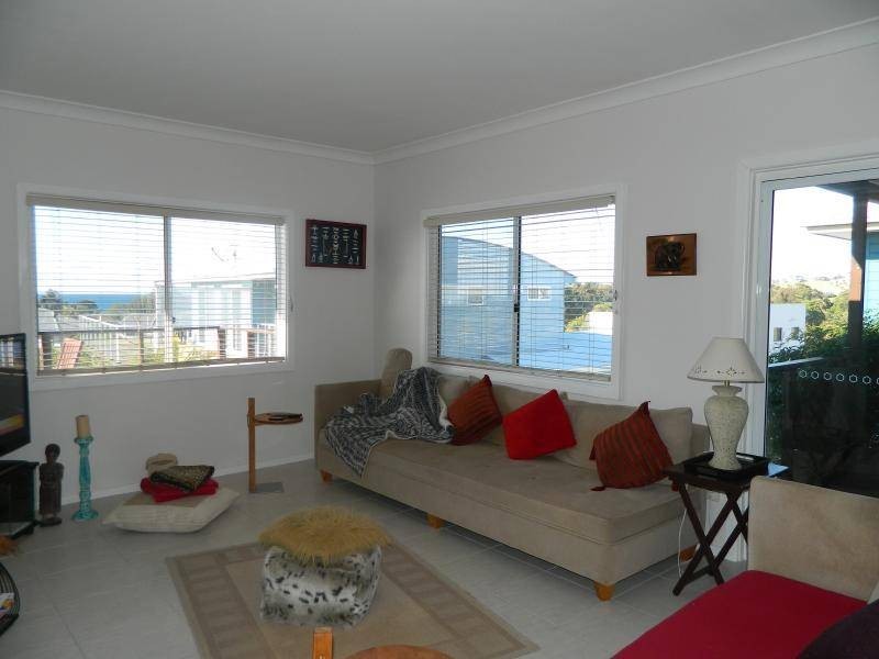 32 Emerald Drive, Diamond Beach NSW 2430