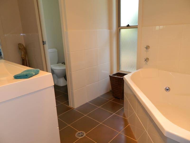 9 Isabella Parade, Forster NSW 2428
