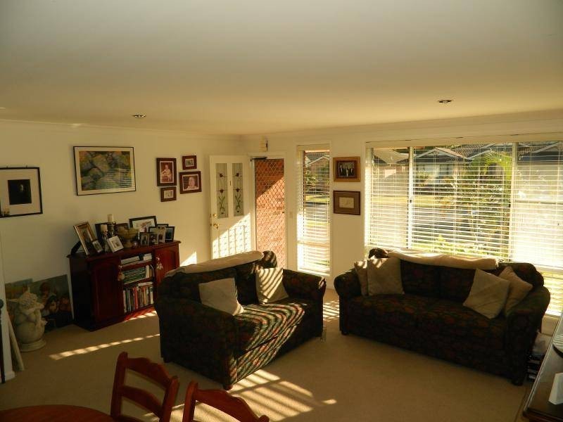 1/8 Hesper Drive, Forster NSW 2428