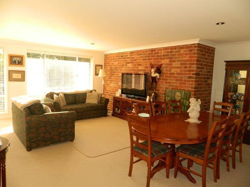 1/8 Hesper Drive, Forster NSW 2428