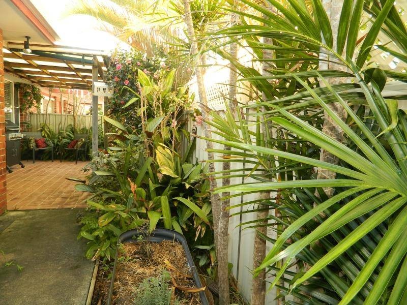 1/8 Hesper Drive, Forster NSW 2428