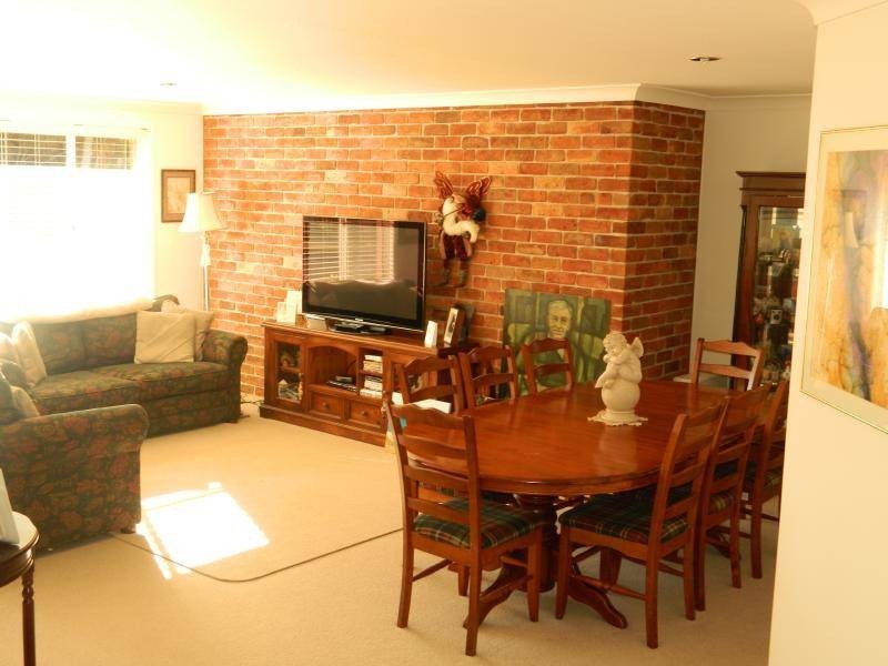 1/8 Hesper Drive, Forster NSW 2428