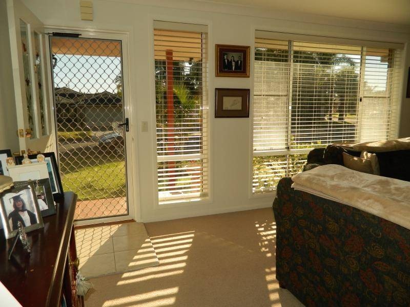 1/8 Hesper Drive, Forster NSW 2428