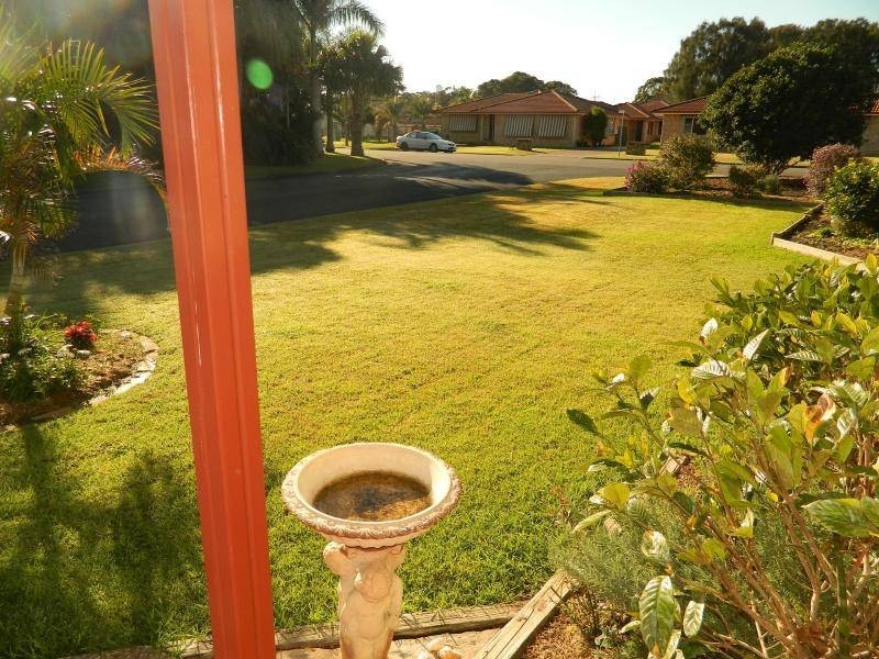 1/8 Hesper Drive, Forster NSW 2428