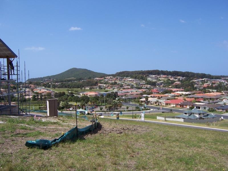 10 Narran Close, Forster NSW 2428