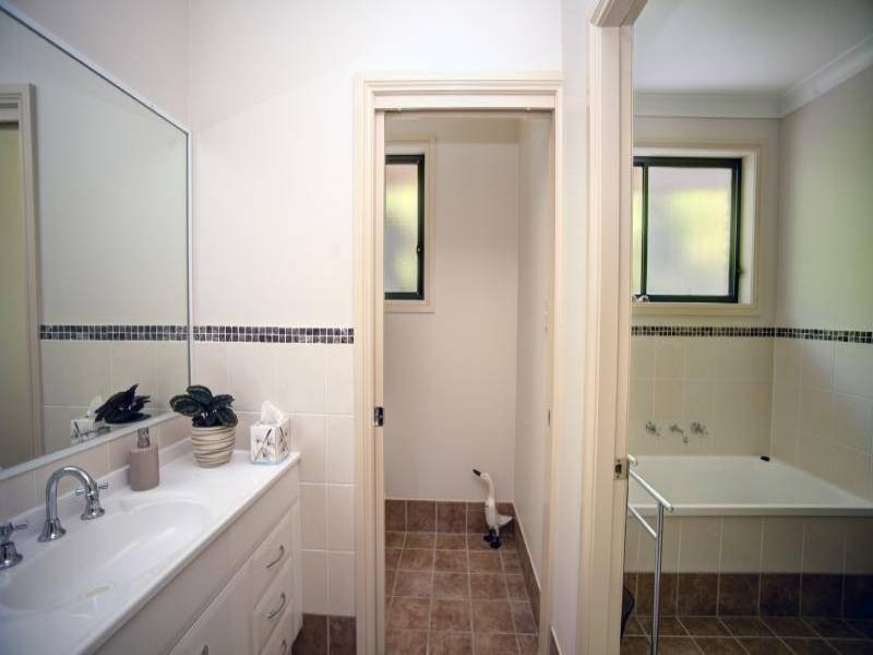 2 Timbertop Avenue, Forster NSW 2428