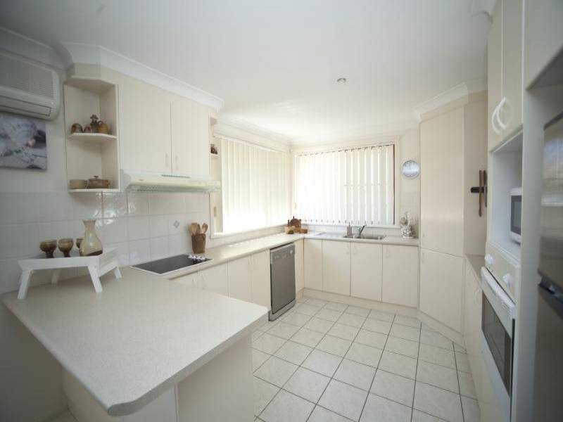 2/2 Lisa Place, Forster NSW 2428