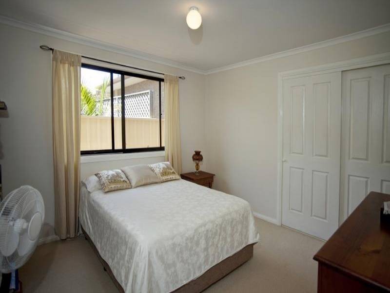 4 Riana Crescent, Forster NSW 2428