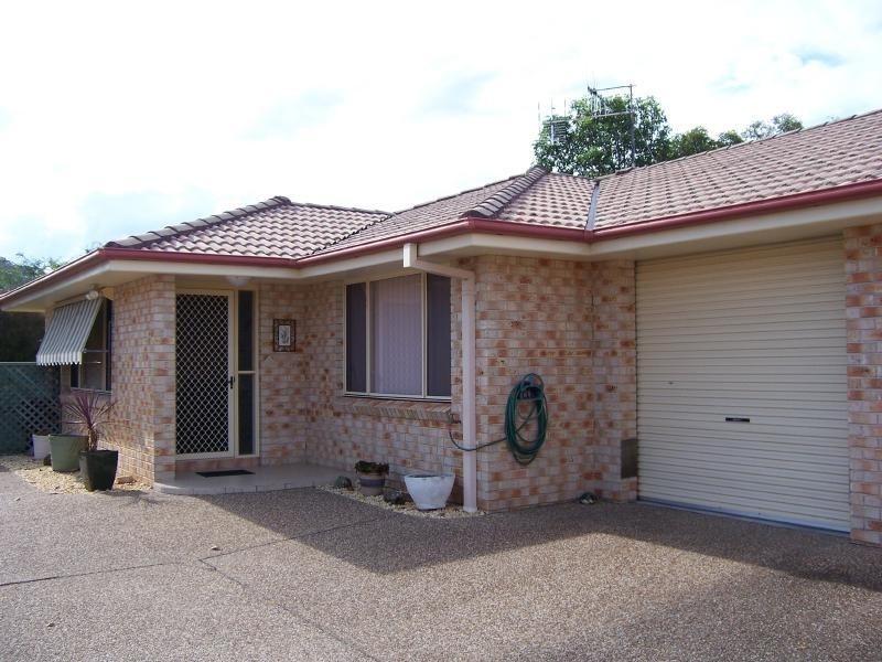 2/7 Burke Close, Forster NSW 2428