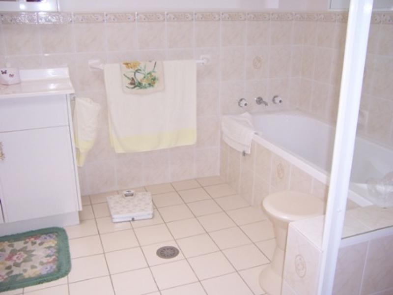 2/7 Burke Close, Forster NSW 2428