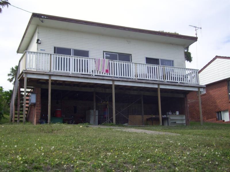 4 Edward Street, Forster NSW 2428