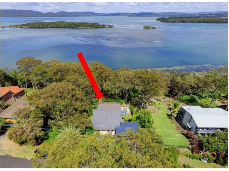 37 Green Point Drive, Forster NSW 2428