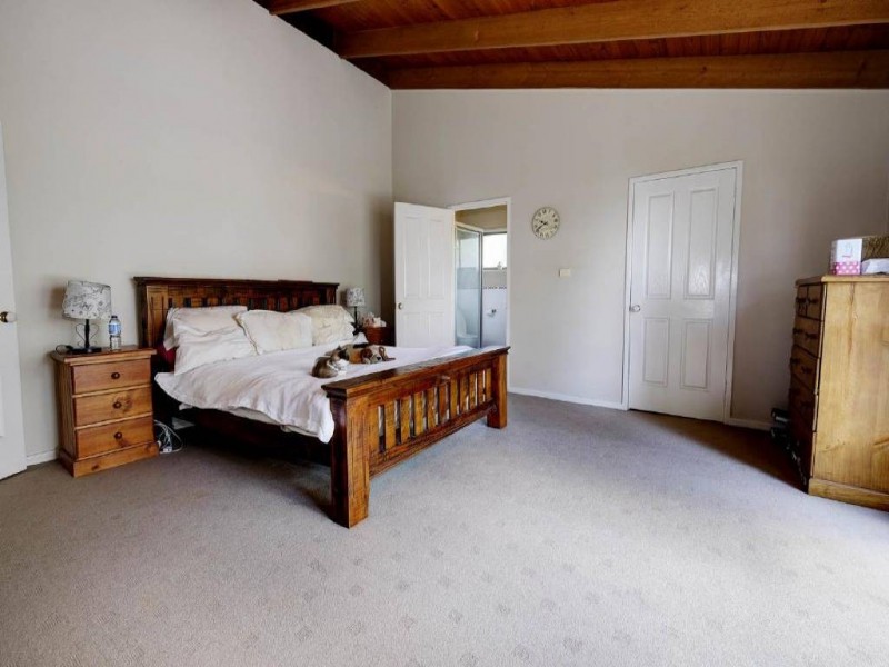 37 Green Point Drive, Forster NSW 2428