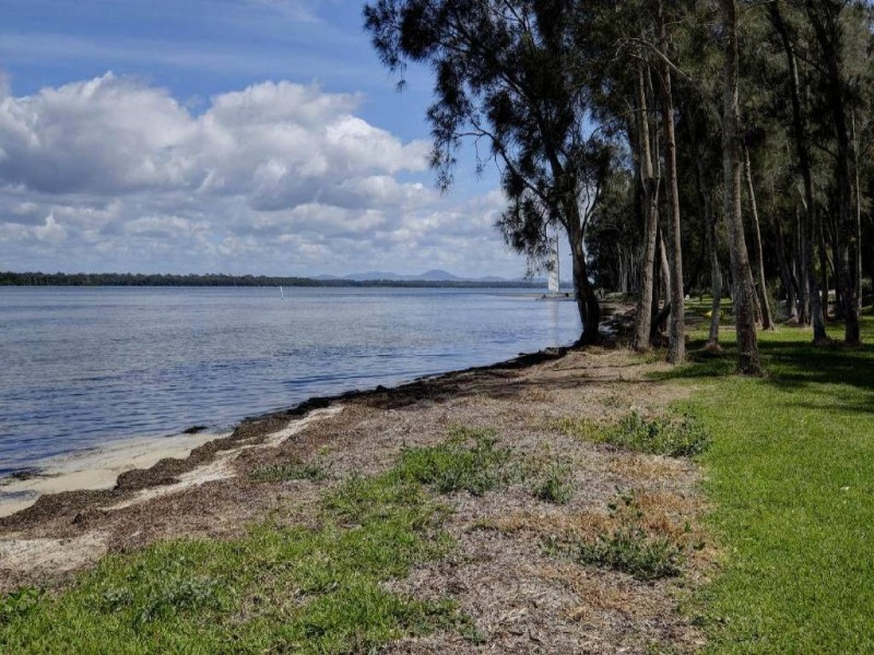 37 Green Point Drive, Forster NSW 2428