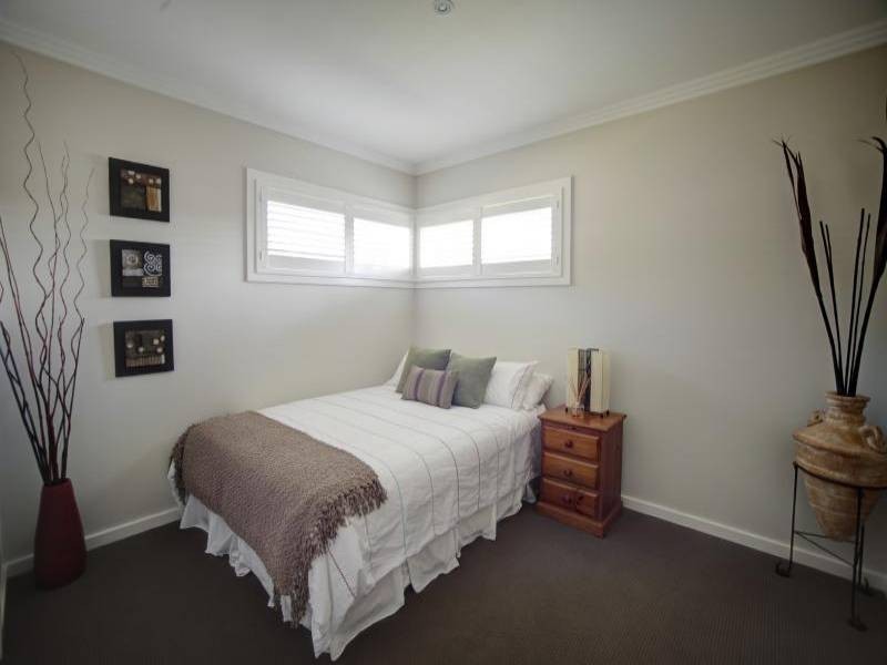 11 Isabella Parade, Forster NSW 2428