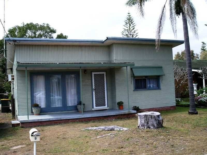 9 Parkes Street, Tuncurry NSW 2428