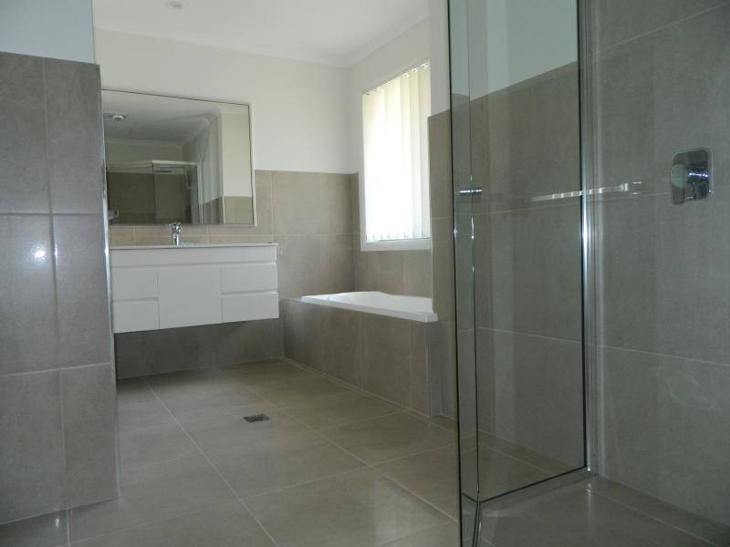 3/1 Cedar Grove, Forster NSW 2428