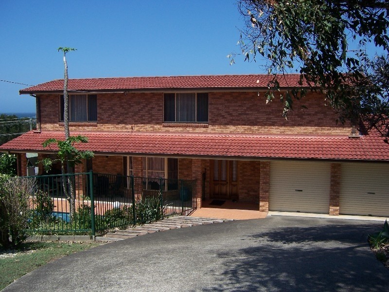 2 Charles Street, Forster NSW 2428