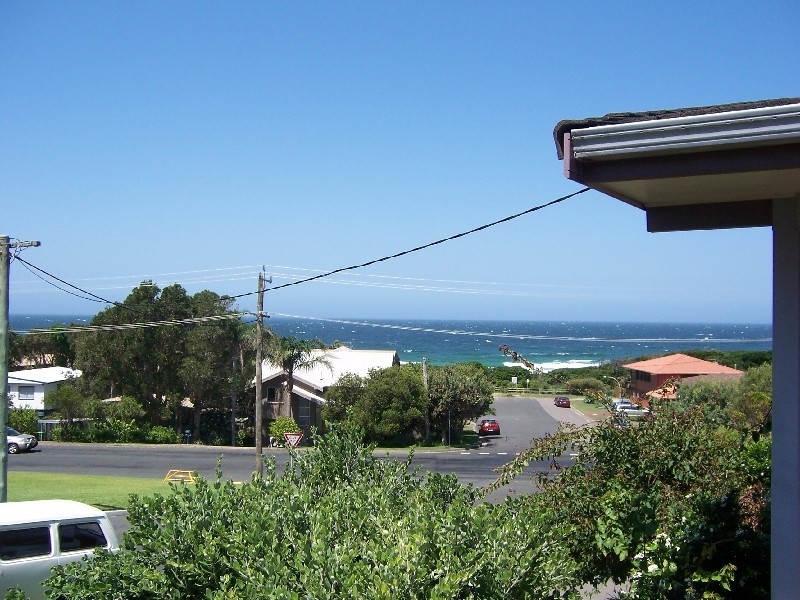 2 Charles Street, Forster NSW 2428