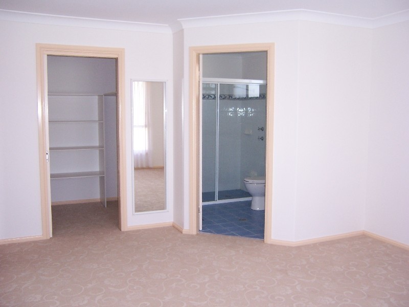 17 Robina Grove, Forster NSW 2428