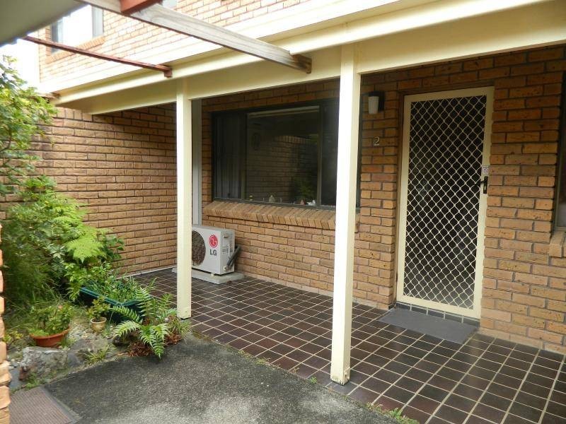 2/1 Pineview Close, Tuncurry NSW 2428