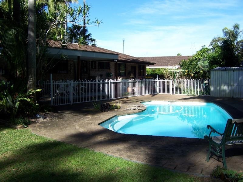 9 Montego Place, Tuncurry NSW 2428