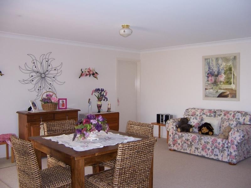 2/19 The Mews, Forster NSW 2428