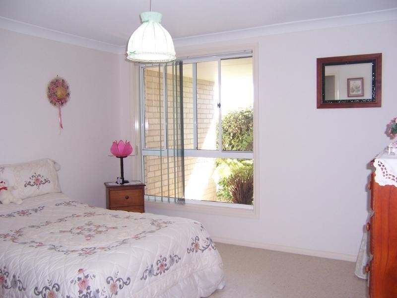 2/19 The Mews, Forster NSW 2428