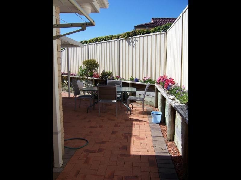 2/19 The Mews, Forster NSW 2428