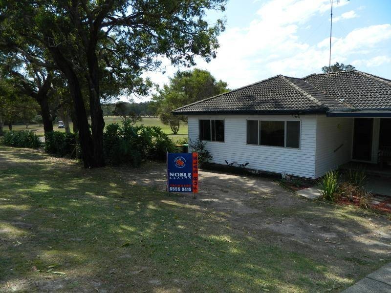 21 Strand Street, Forster NSW 2428