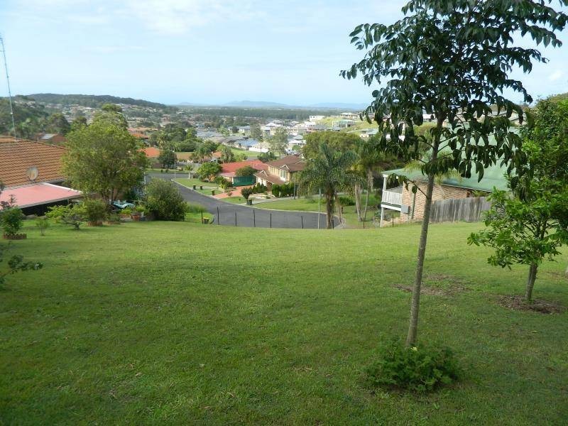 10 Blanch Place, Forster NSW 2428