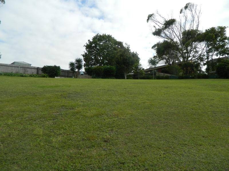 10 Blanch Place, Forster NSW 2428
