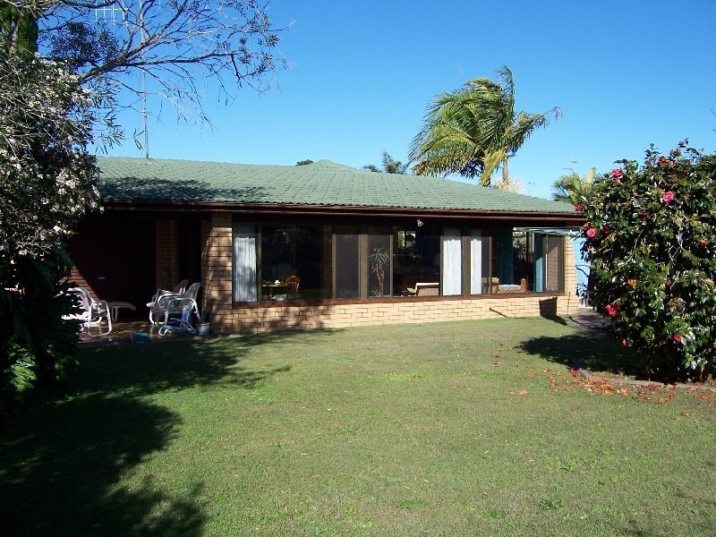 14 Elouera Crescent, Forster NSW 2428