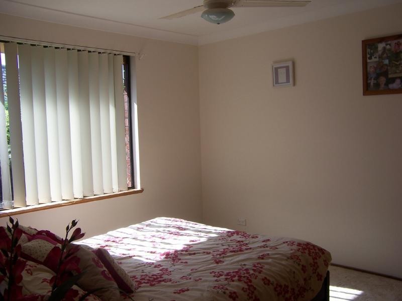 2/5 Fairway Crescent, Forster NSW 2428