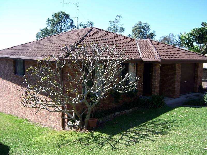 14 Emerald Place, Green Point NSW 2428