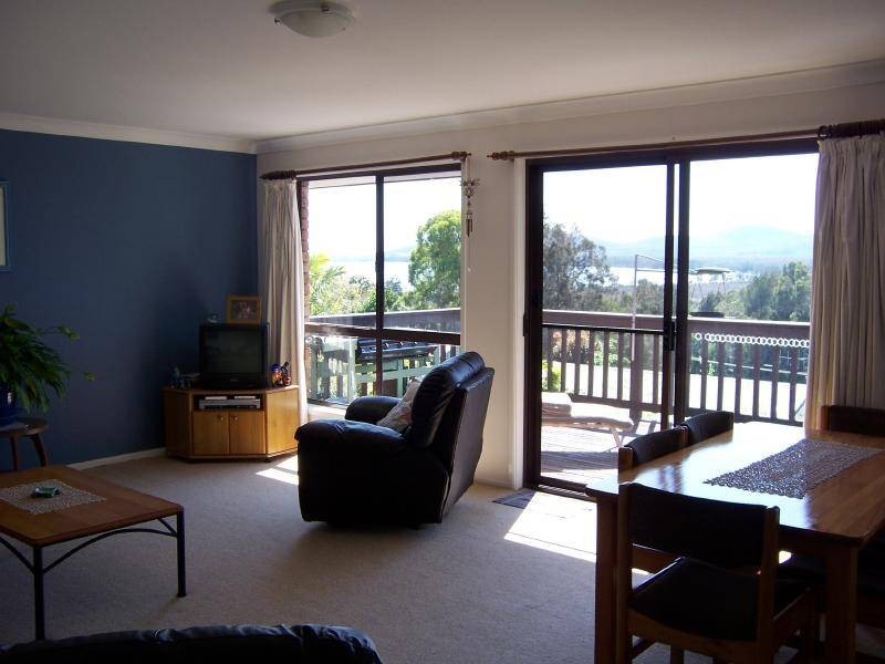 14 Emerald Place, Green Point NSW 2428