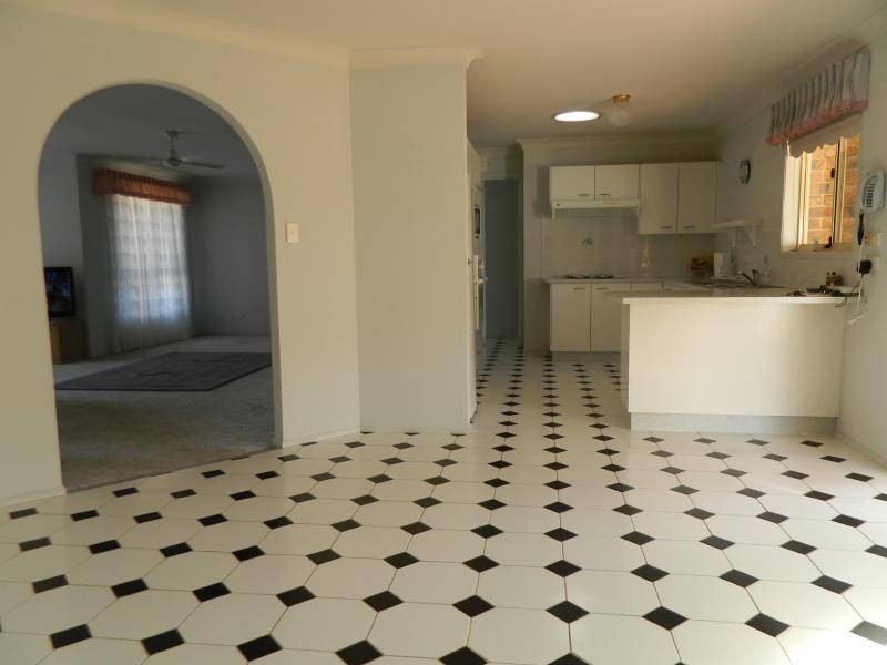 1/7 Mayfair Place, Forster NSW 2428