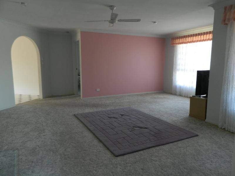 1/7 Mayfair Place, Forster NSW 2428