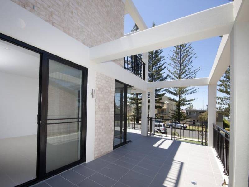 1/14 Wharf Street, Tuncurry NSW 2428